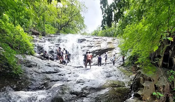 Featured Image of Yeoor Hills